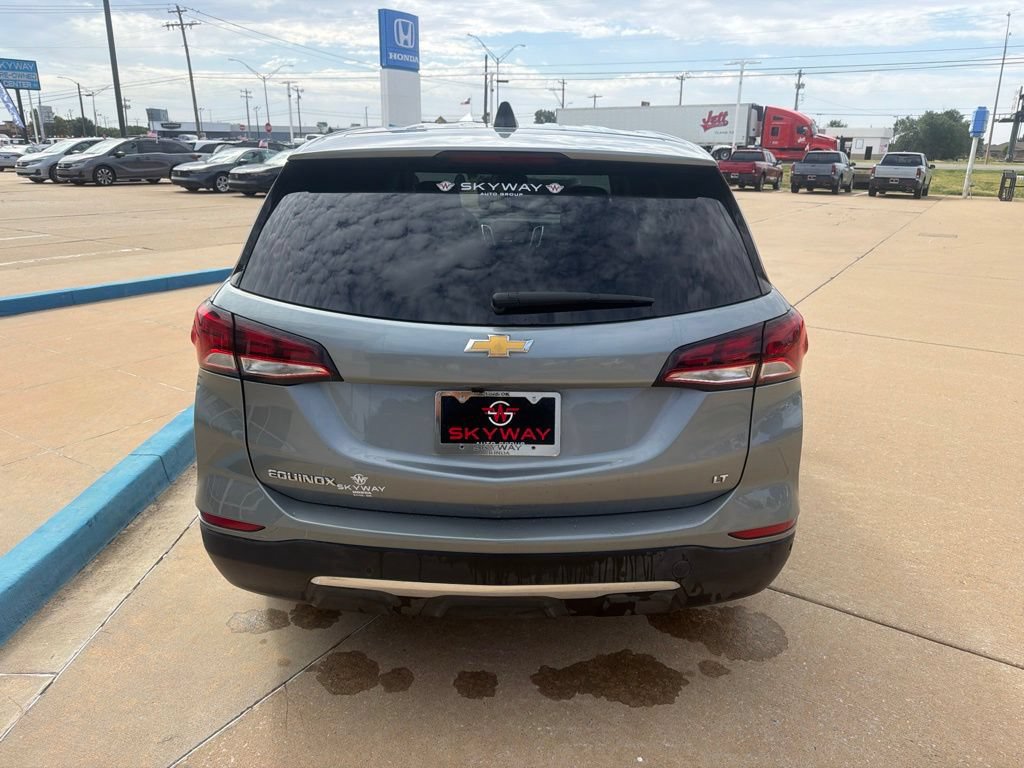 Used 2023 Chevrolet Equinox LT FWD image 10
