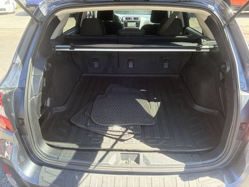 Used 2015 Subaru Outback 2.5i Premium AWD/4WD image 12