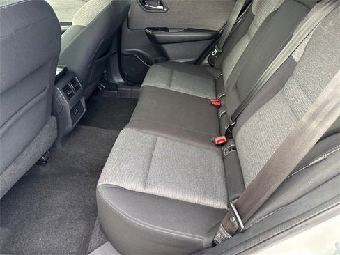 Used 2021 Nissan Rogue SV image 17