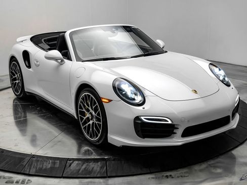 Used 2016 Porsche 911 Turbo S AWD/4WD image 30