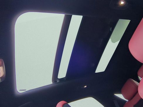 Used 2025 Genesis GV70 3.5T Sport image 19