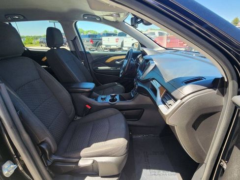 Used 2021 GMC Terrain SLE w/ Driver Convenience Package AWD/4WD image 17