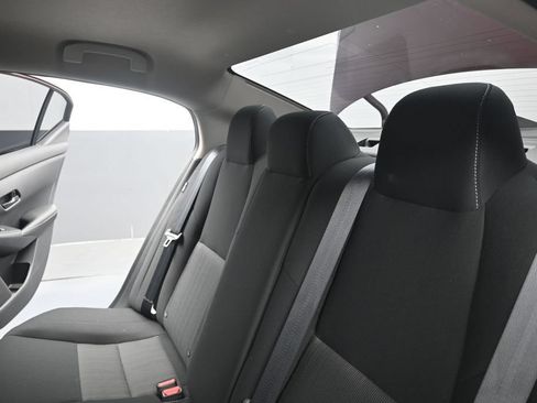 Used 2024 Nissan Sentra SV FWD image 23