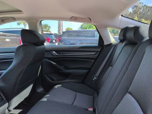 Used 2018 Honda Accord EX image 13