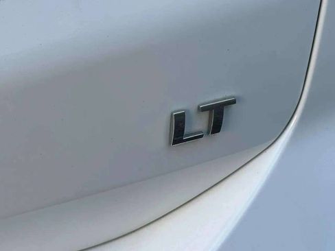 Used 2021 Chevrolet Equinox LT image 51