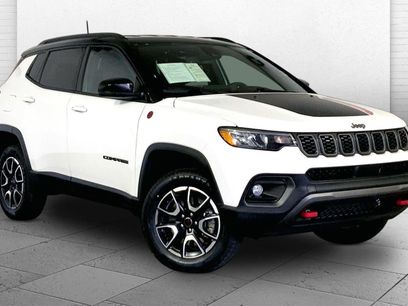 Used 2025 Jeep Compass Trailhawk