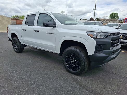 New 2026 Chevrolet Colorado W/T AWD/4WD image 2