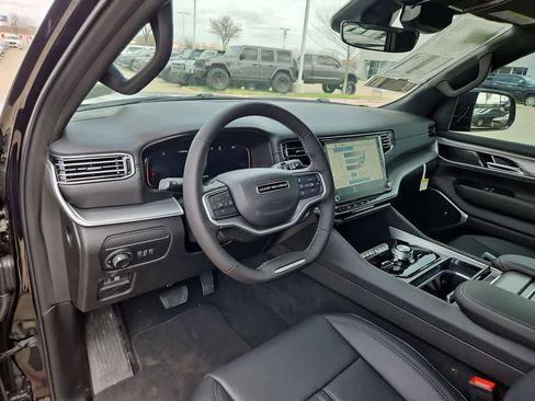 New 2026 Jeep Grand Wagoneer Limited AWD/4WD image 10