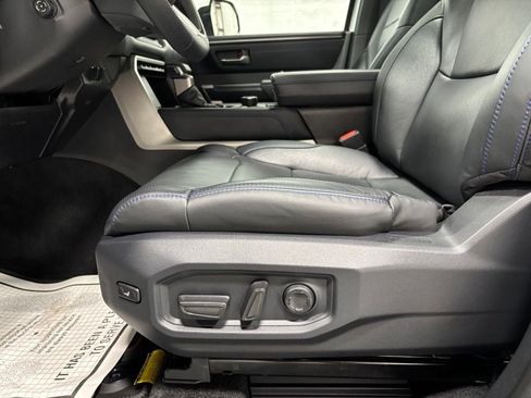 Used 2026 Toyota Tundra Platinum AWD/4WD image 12
