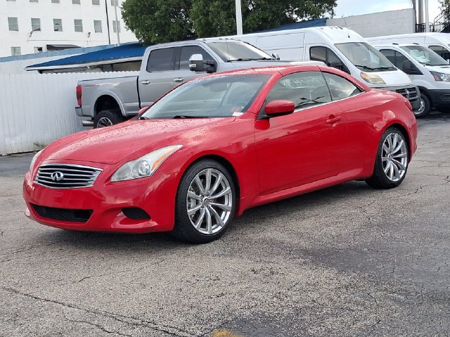 Used 2009 INFINITI G37 Convertible w/ Premium Pkg RWD image 2