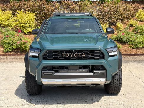 Used 2025 Toyota 4Runner Trailhunter AWD/4WD image 8