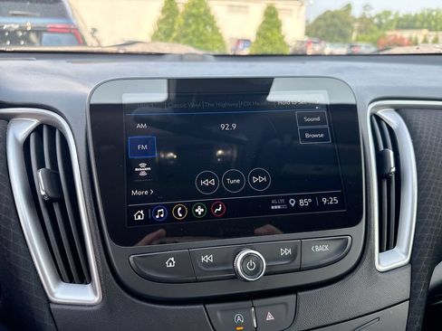 Used 2024 Chevrolet Malibu LT FWD image 14