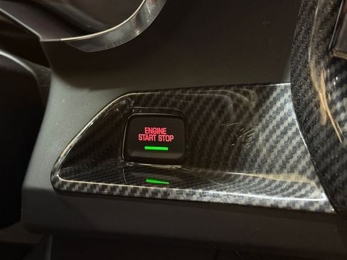 Used 2019 Chevrolet Camaro SS image 34