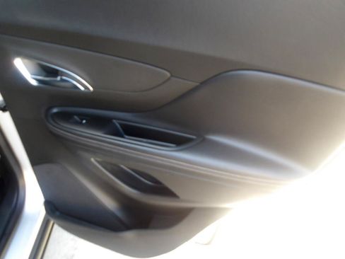 Used 2015 Buick Encore FWD image 7