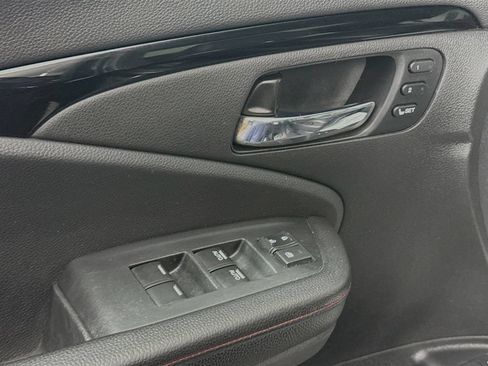 Used 2021 Honda Pilot Black Edition image 17