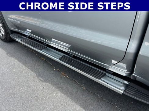 Used 2025 GMC Sierra 1500 SLT w/ SLT Premium Package image 11