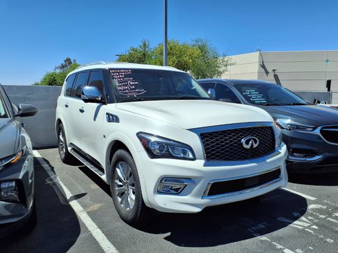Used 2016 INFINITI QX80 4WD w/ Signature Edition Package image 2
