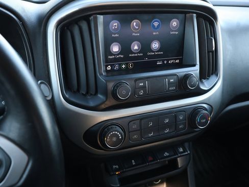 Used 2021 Chevrolet Colorado LT w/ Fleet Safety Package image 18