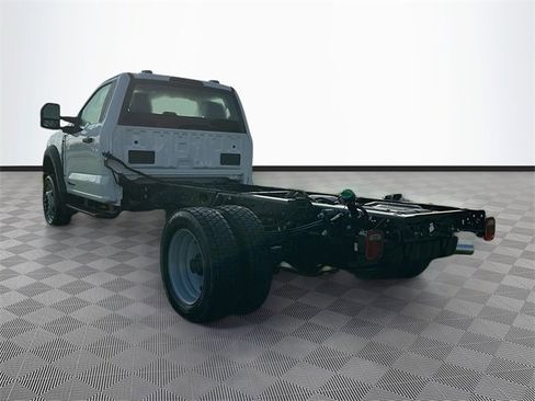 New 2025 Ford F550 4x4 Regular Cab Super Duty image 19