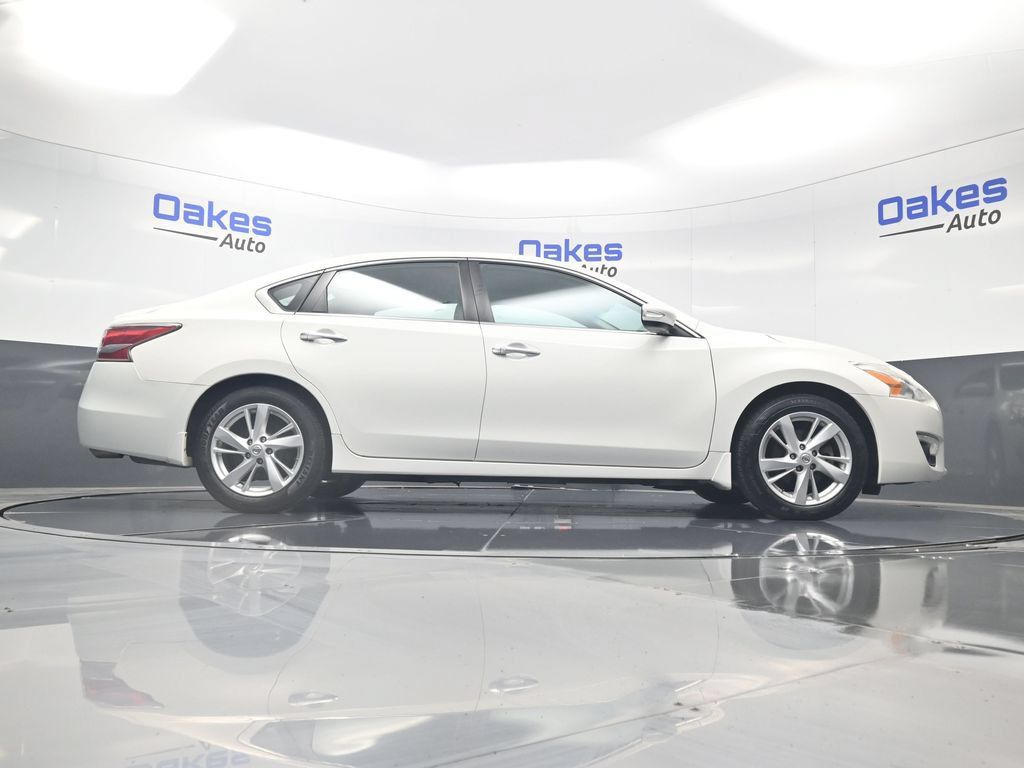 Used 2015 Nissan Altima 2.5 SV w/ Convenience Package FWD image 44