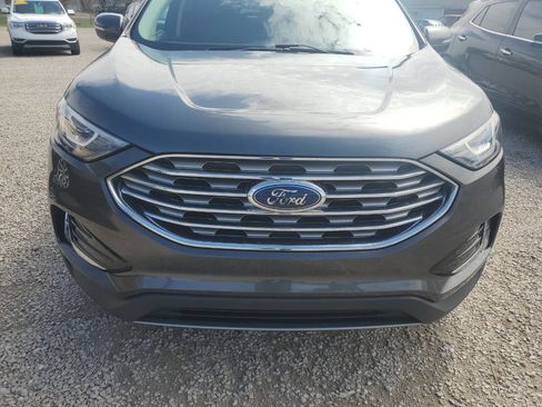 Used 2019 Ford Edge SEL w/ Equipment Group 201A image 2