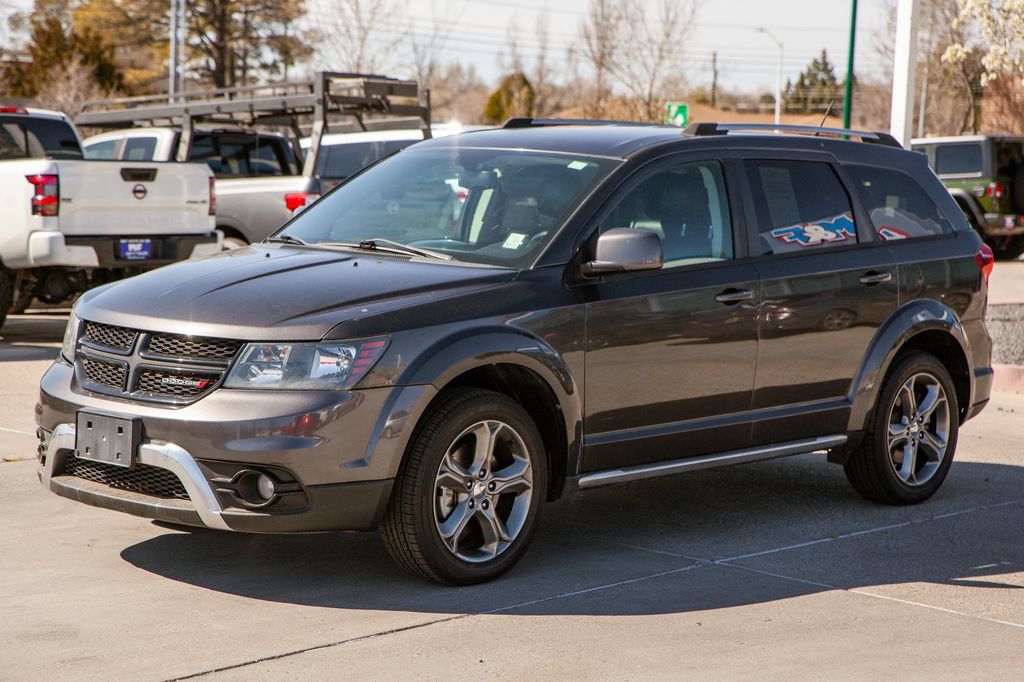 Used 2017 Dodge Journey Crossroad FWD image 9