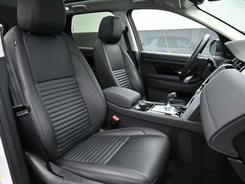 Used 2023 Land Rover Discovery Sport S image 25