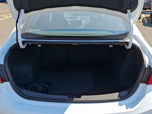 Used 2024 Chevrolet Malibu LT FWD image 28