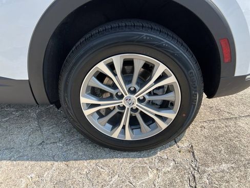 Used 2022 Buick Envision Preferred FWD image 33