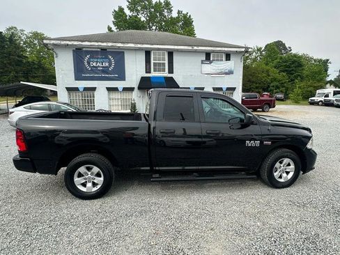 Used 2017 RAM 1500 Express RWD image 6