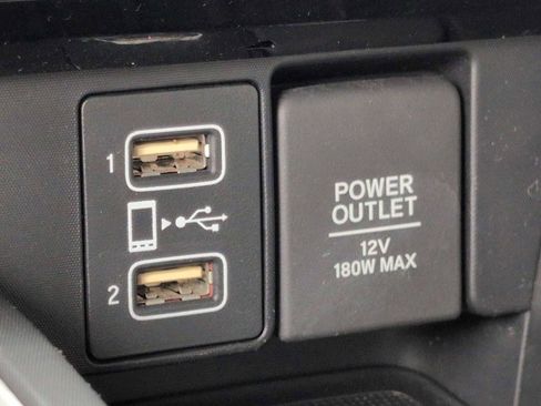 Used 2019 Honda Insight Touring image 30