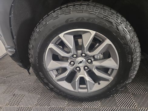 Used 2022 Chevrolet Silverado 1500 RST image 32