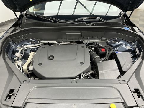 Used 2023 Volvo XC90 B6 Plus image 29