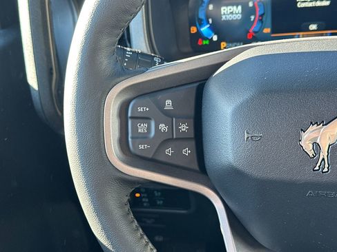 New 2025 Ford Bronco Badlands image 24