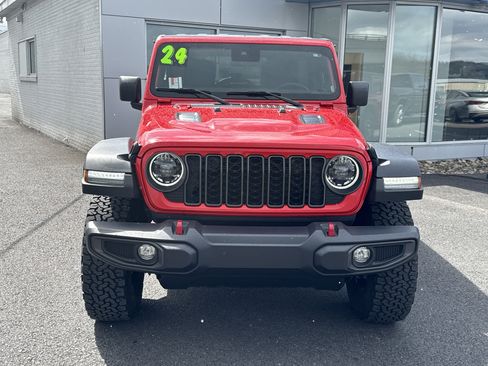 Used 2024 Jeep Wrangler Unlimited Rubicon image 9