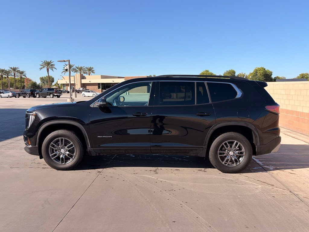 Used 2026 GMC Acadia Elevation FWD image 10