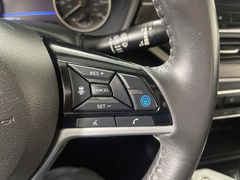 Used 2024 Nissan Altima 2.5 SV w/ SV Premium Package image 28