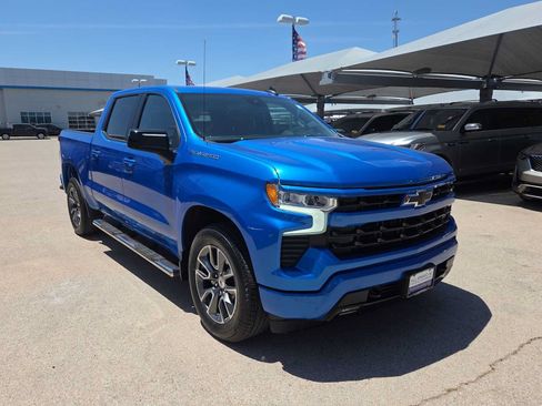Used 2025 Chevrolet Silverado 1500 RST RWD image 2