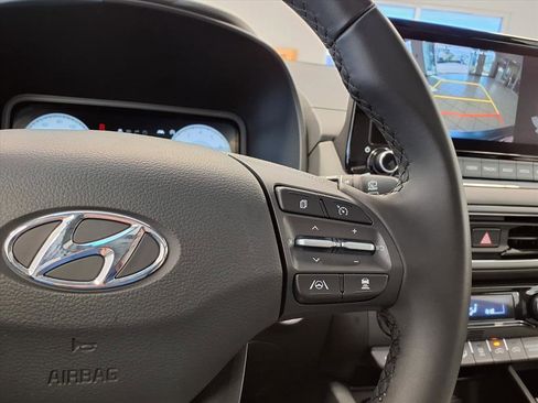 Used 2023 Hyundai Kona Limited image 27