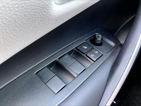 Certified 2024 Toyota Corolla SE FWD image 34