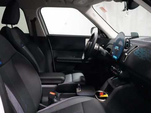 Certified 2025 MINI Cooper Countryman S image 19