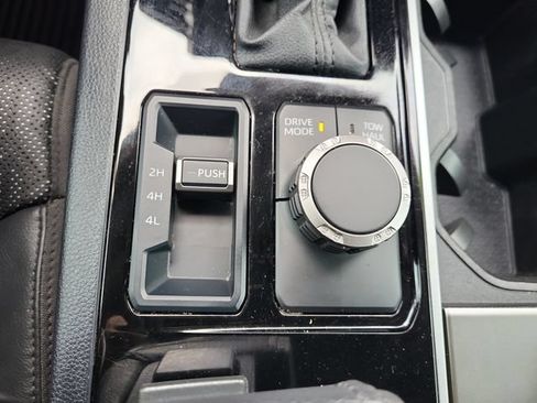 Used 2024 Toyota Sequoia SR5 w/ SR5 Premium Package AWD/4WD image 20