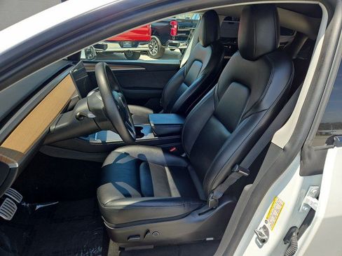 Used 2022 Tesla Model Y Performance AWD/4WD image 19