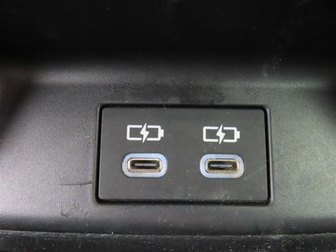 Used 2024 Toyota Corolla SE image 30