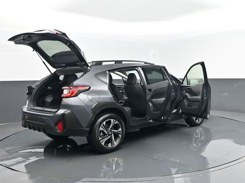 Used 2025 Subaru Crosstrek 2.0i Premium AWD/4WD image 30