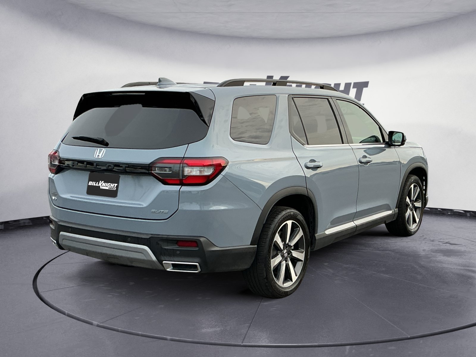 Used 2024 Honda Pilot Elite image 6