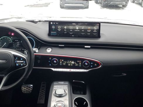 Used 2022 Genesis GV70 3.5T Sport w/ Sport Prestige Package image 28