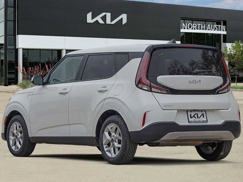 Certified 2024 Kia Soul LX w/ Option Group 015 image 5