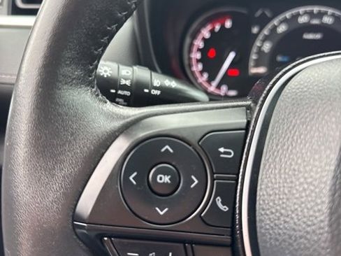 Used 2020 Toyota RAV4 Limited image 42