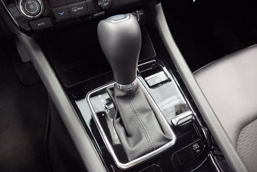 New 2026 Jeep Compass Latitude AWD/4WD image 23